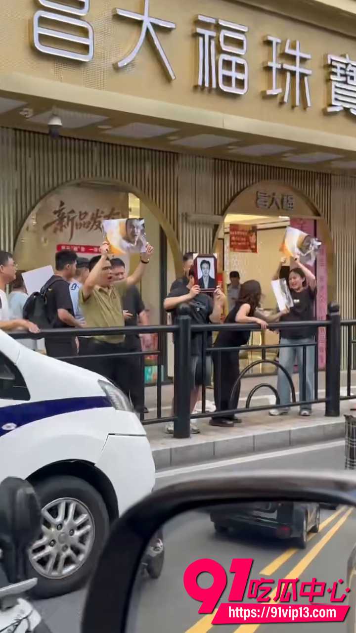 老板涉嫌勒死员工并藏尸10