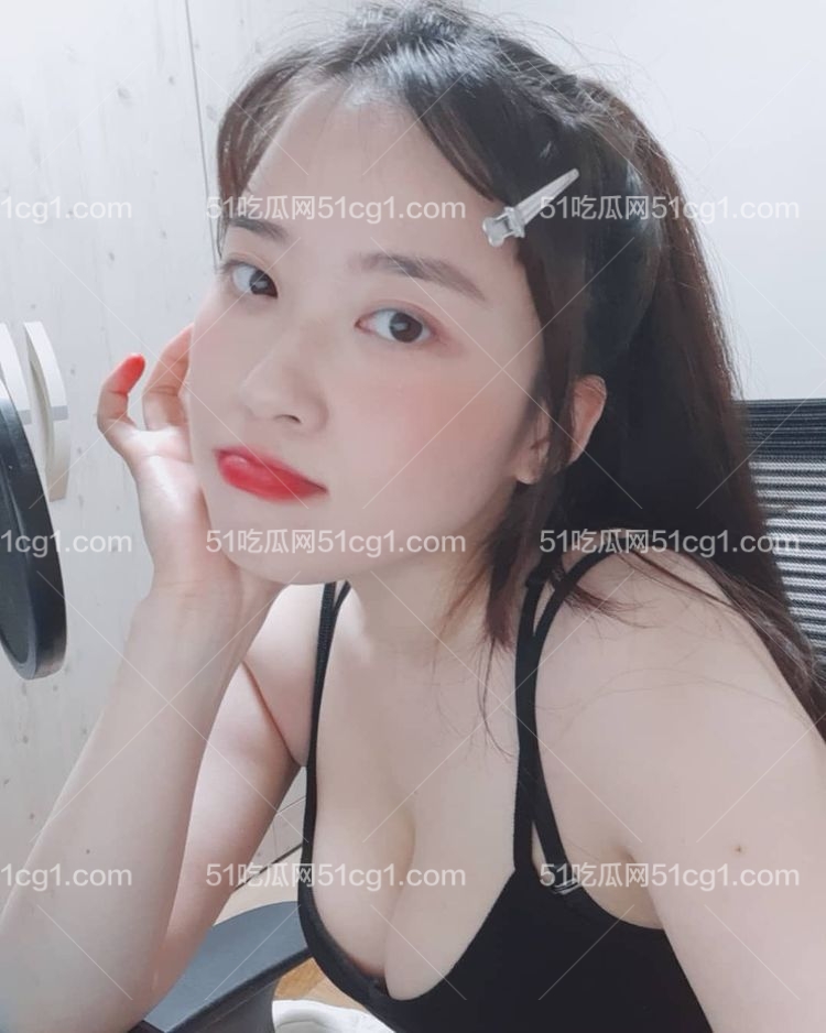 肉肉的才可爱!南韩直播主《sorammmm》抖动大咪咪看得好晕!