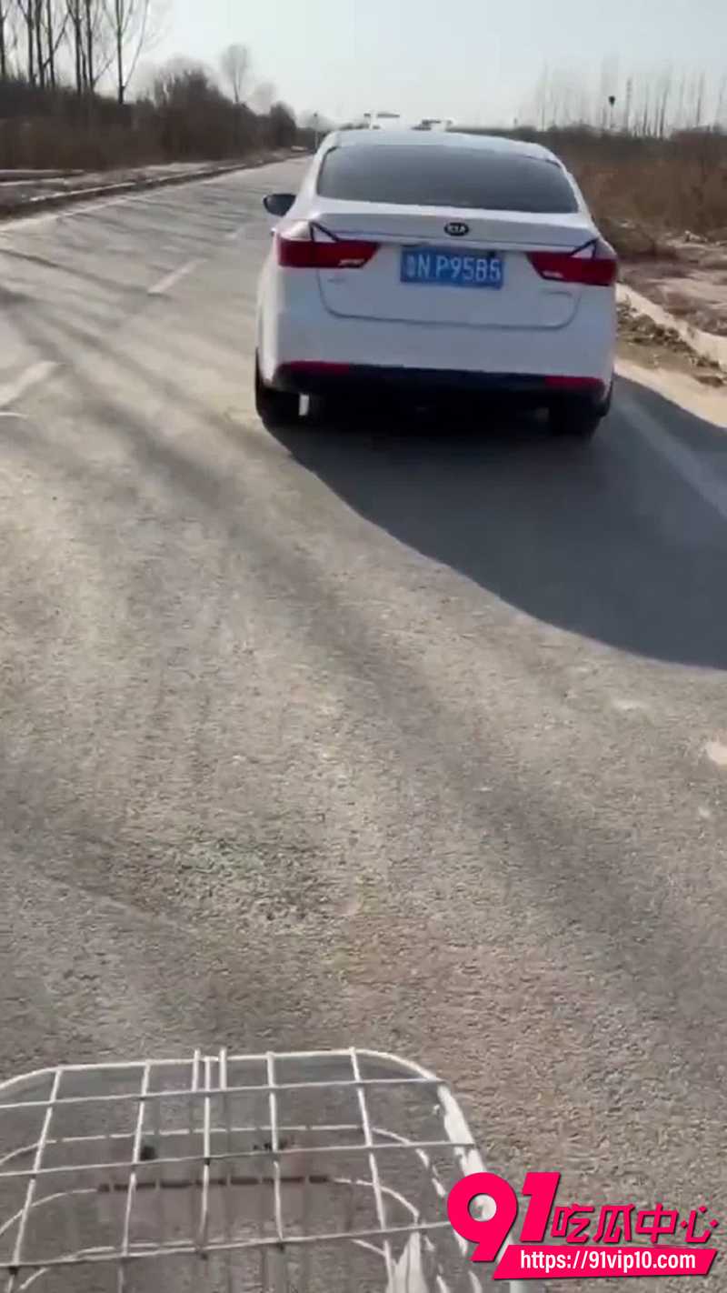车震偷拍视频 1