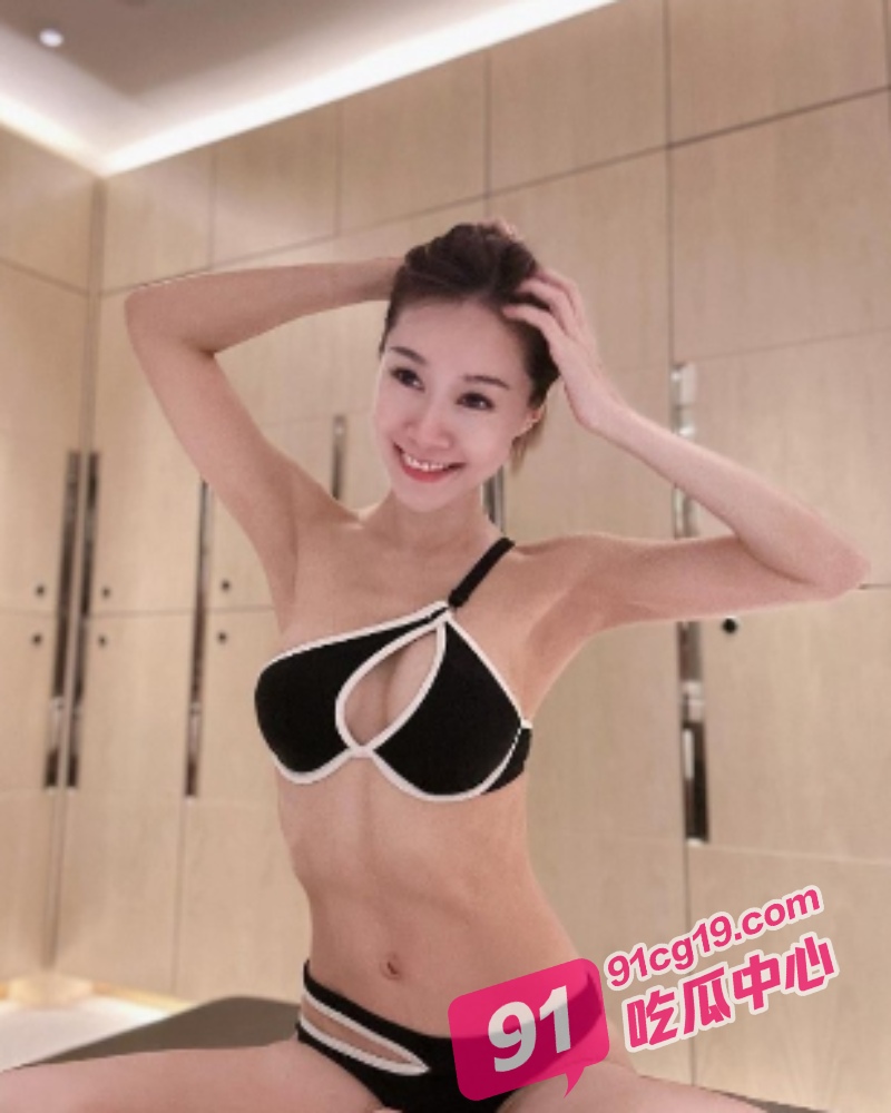湖南长沙房产女销售 为讨好富哥 竟满足他的各种癖好！