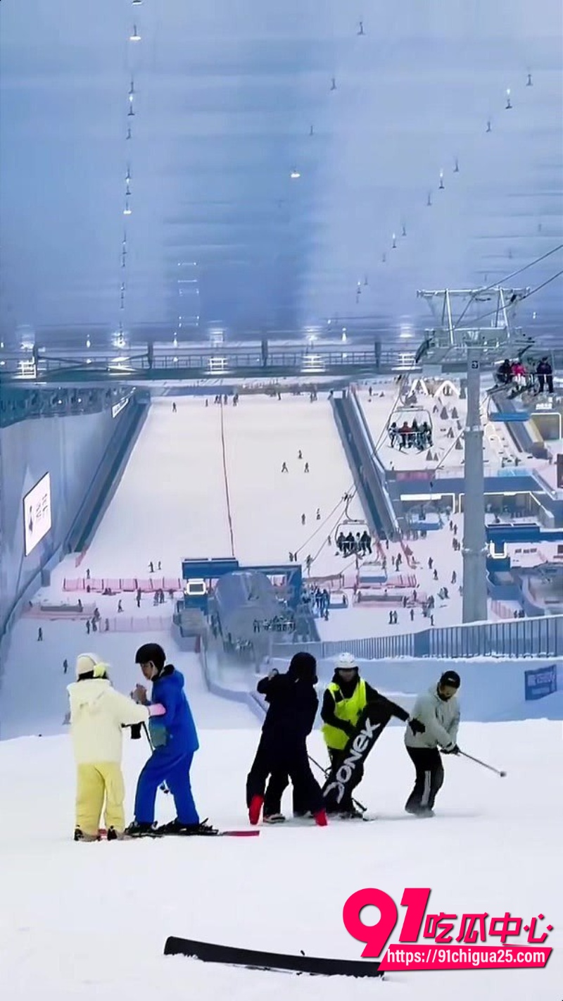 深圳华发滑雪场突发斗殴现场12