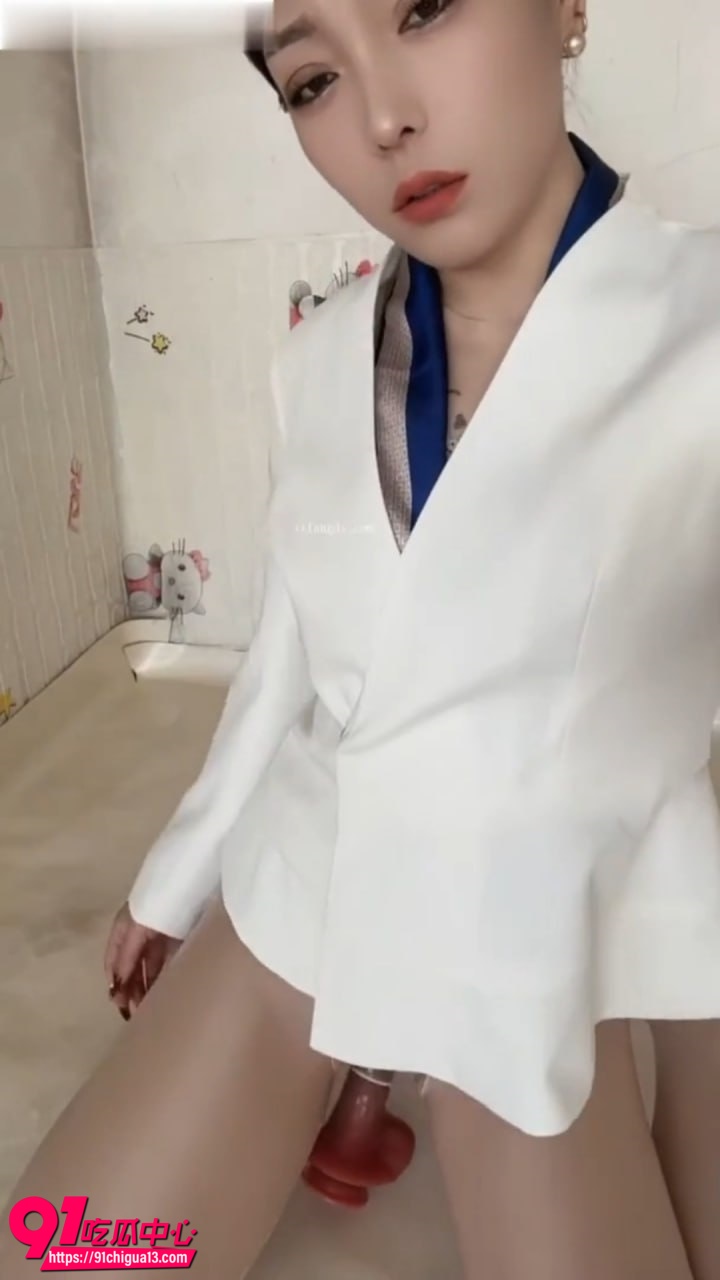 抖音擦边网红小梅4