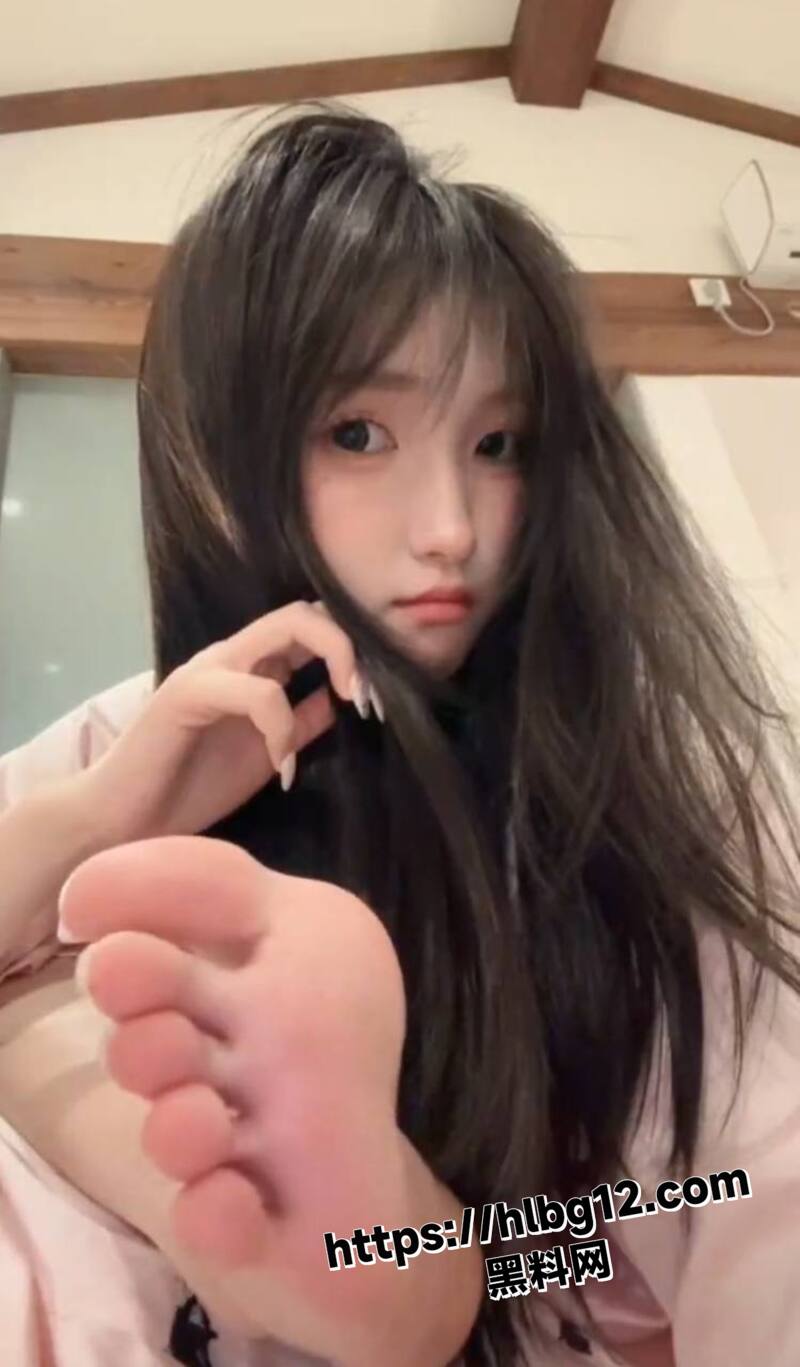 踩坑啦 抖音清纯美女安安门槛福利流出 视频那么骚 门槛福利没想到是这样的!