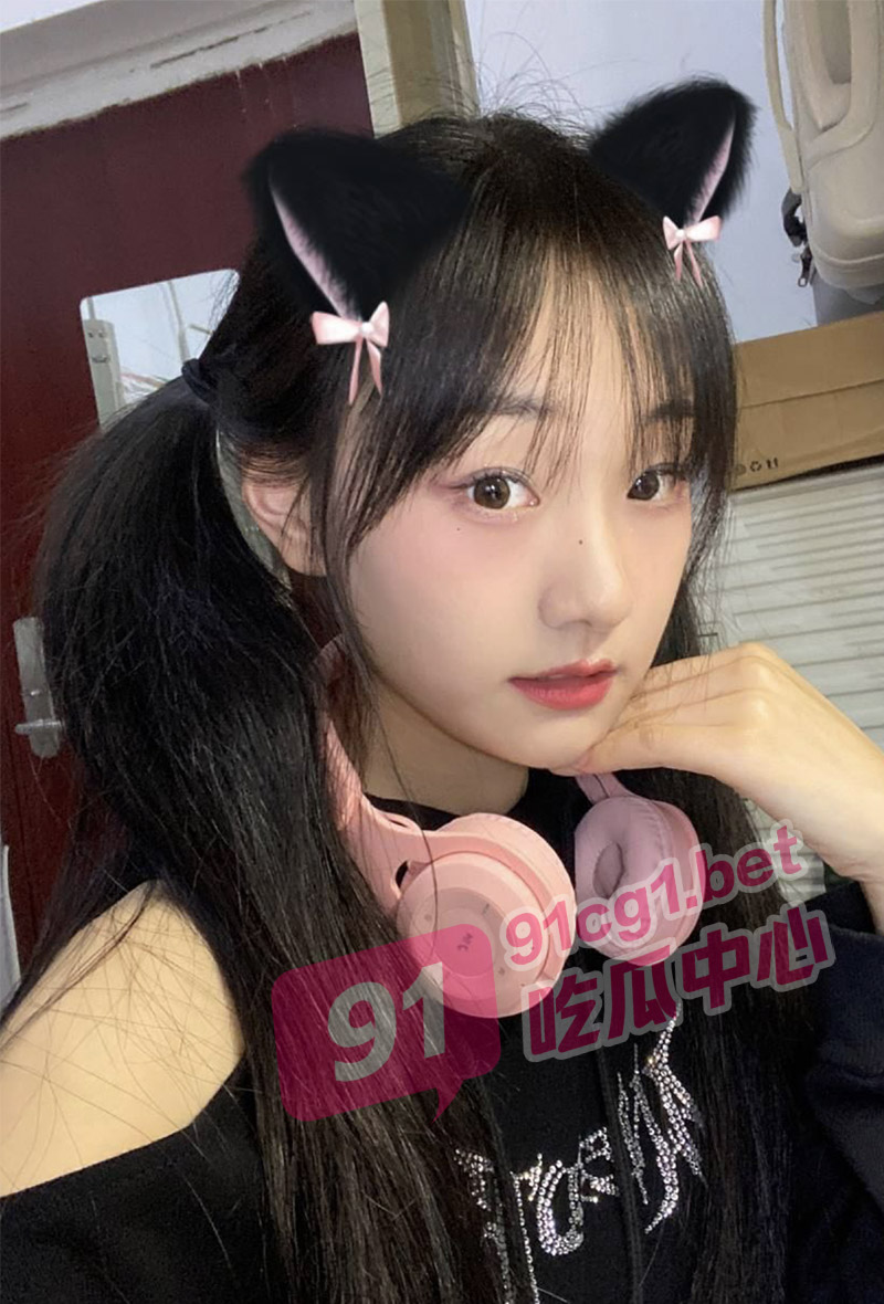 瓜友投稿-约炮浪骚的体制内学妹 豪乳聊骚会叫床!“你怎么又硬啦”