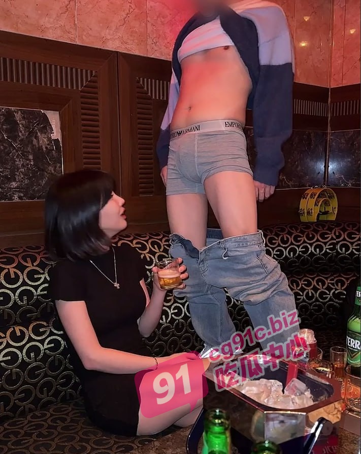 A_4.jpg
