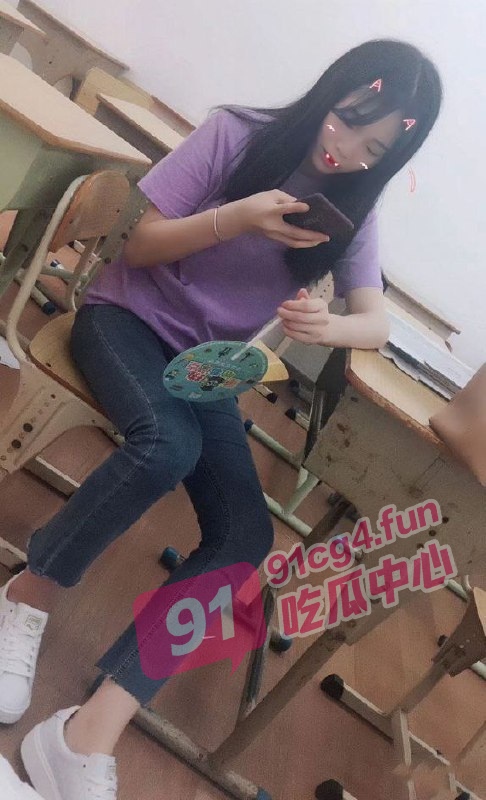 A_4.jpg