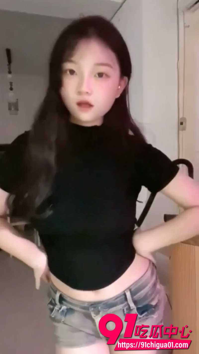 顶级新晋裸舞大奶美少女牛油果2 顶级新晋裸舞大奶美少女牛油果2