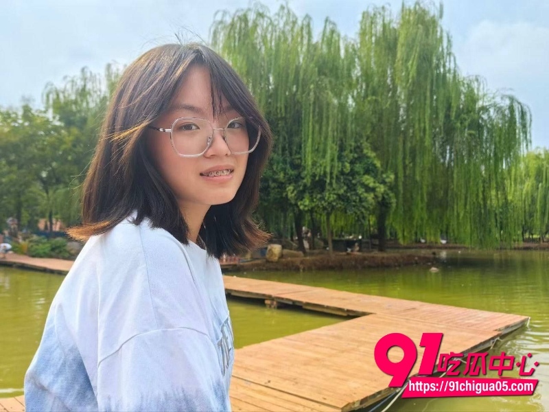 极品反差学生小母狗李佳怡3 极品反差学生小母狗李佳怡3