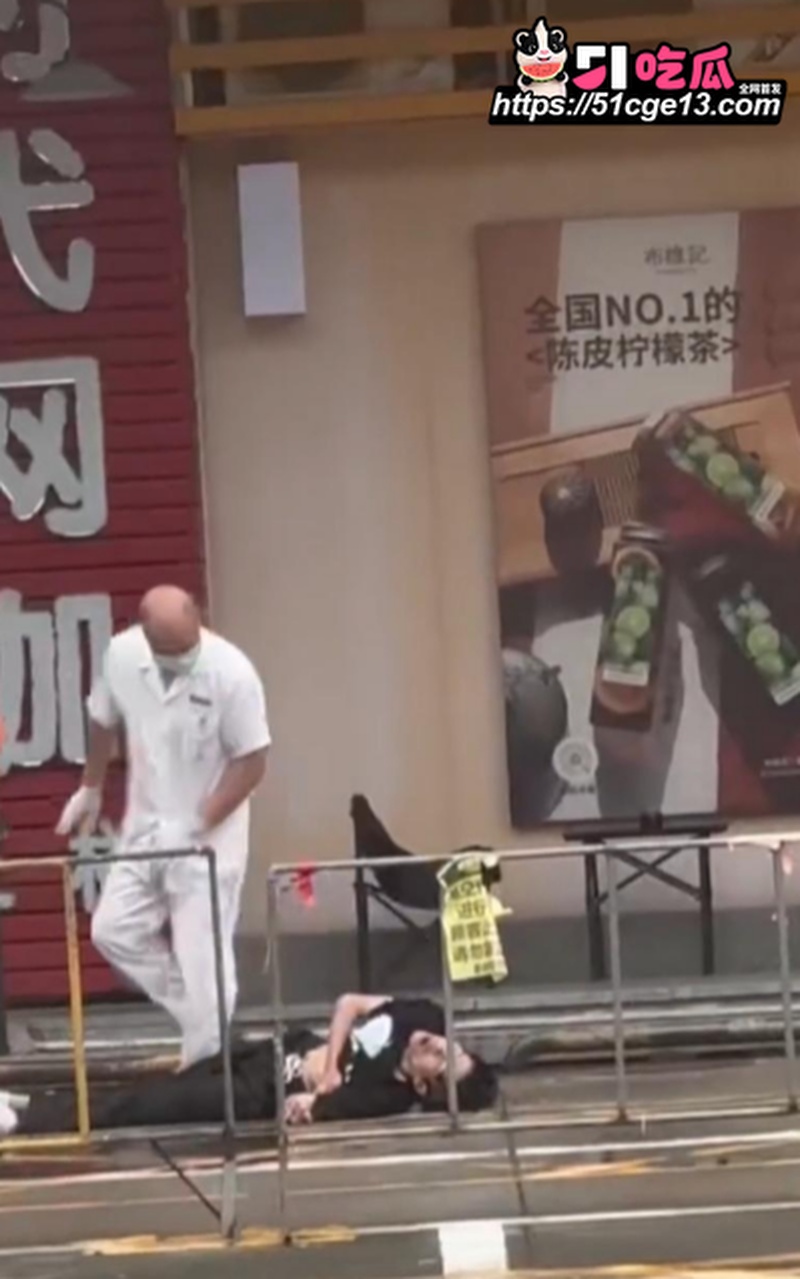 江门益华广场 跳楼 7