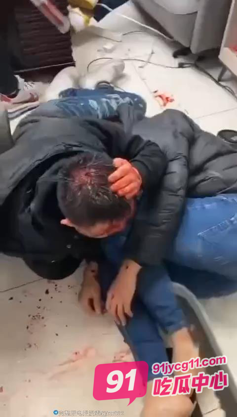 台湾大事件!赌博被发现出老千这是真的把手留下了?