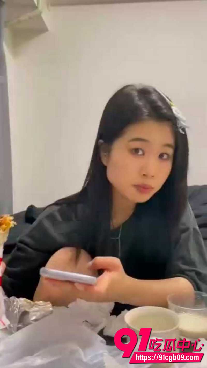 反差情侣泄密合集曝光 做爱过程骚话不断 这些清纯小夫妻私下竟这么浪啊？