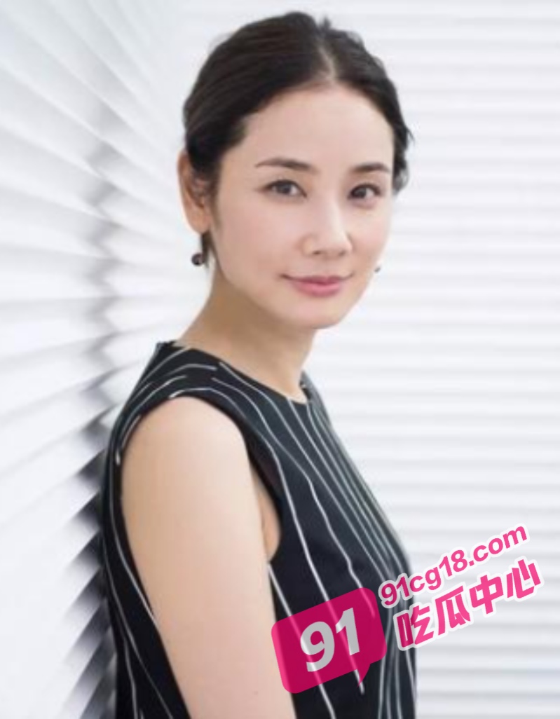 母子乱伦之乱伦妈妈计划连载剧（2）几十个巴掌换来的一次快乐体验！