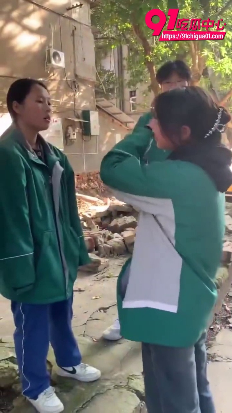 阆中中学女性冲突事件6
