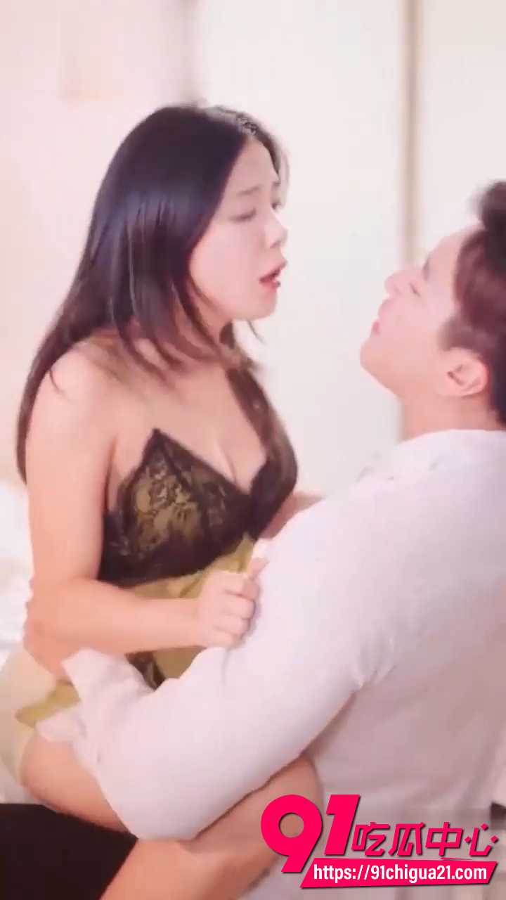 擦边短剧职场热恋曲7
