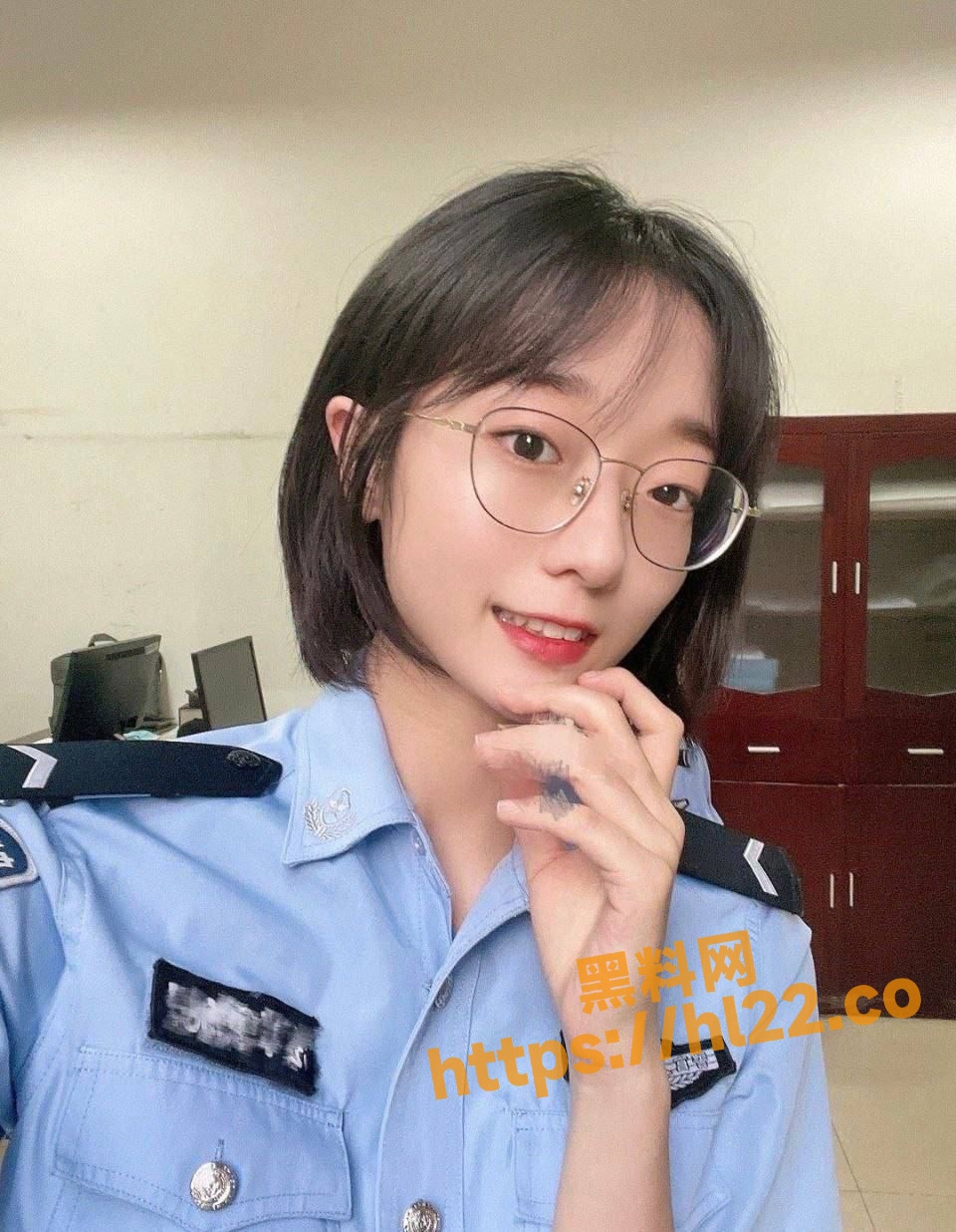 女警颜值巅峰天花板却遭大神 阿司 扇臀调教开发！警花上演最骚反差婊合集流出～