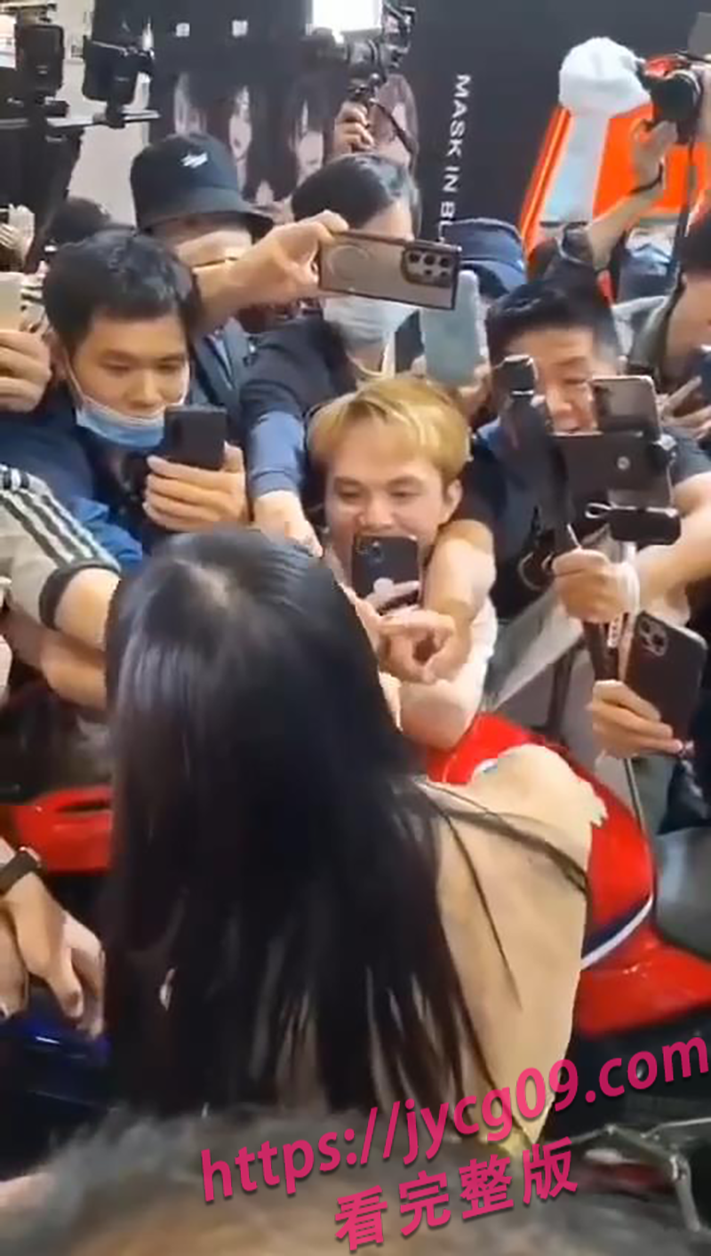 台湾成人展TAE热度飙升！靓女花式互动引爆全场 配图5