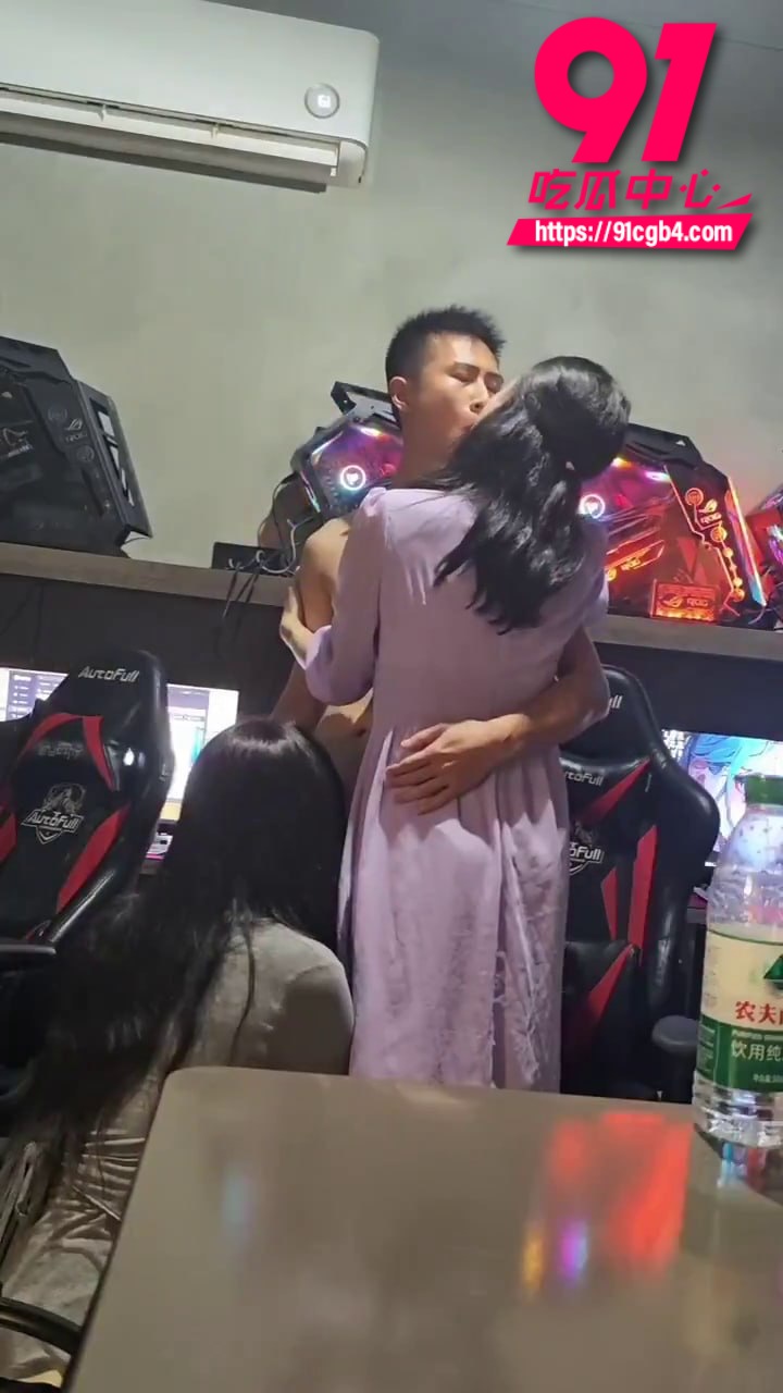 网吧口交 6 网吧口交 6