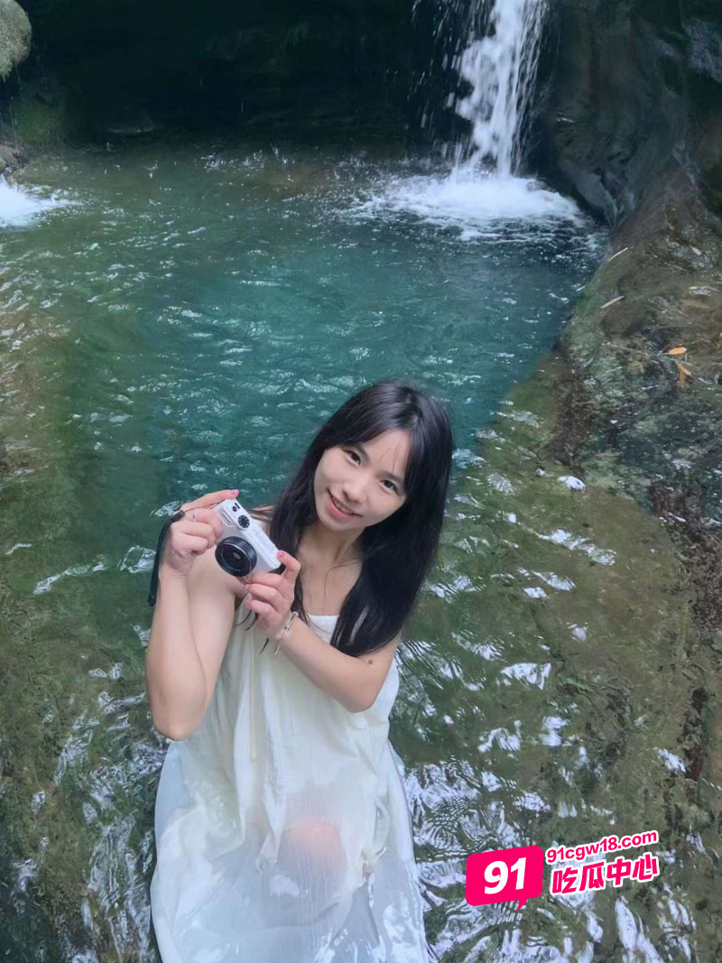 湘西职业技术学院吴森茹 卫生间自慰诱惑炮友 性感娇躯极致反差 配图2