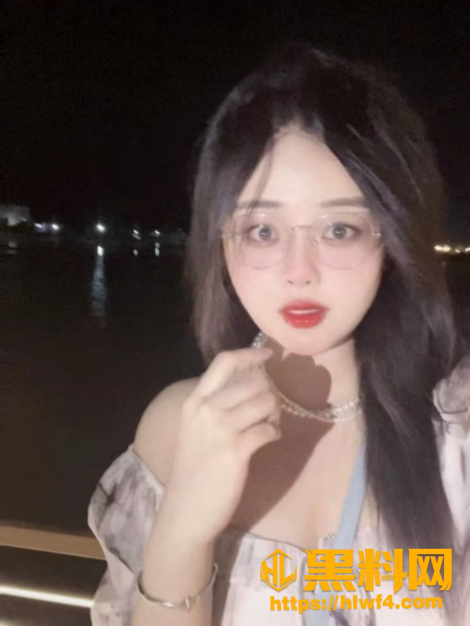 《逍遥房东俏房客》56至57章 黑帮身份彻底败露 酒店包房惹祸上身