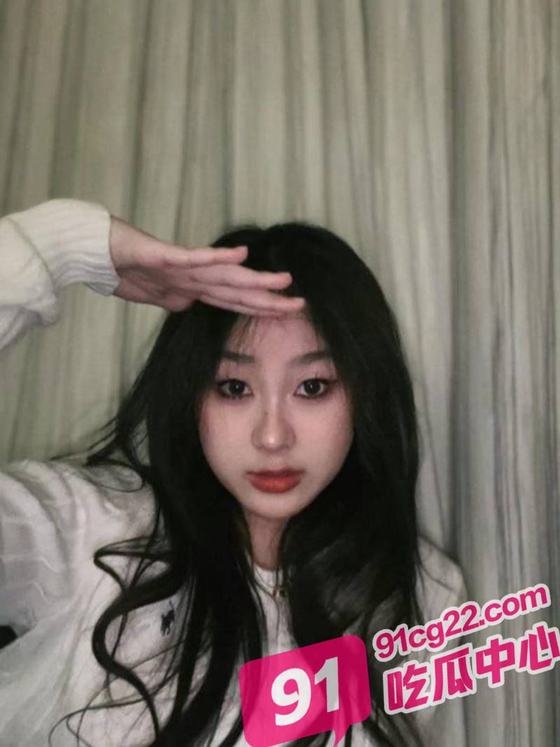 约炮秘籍之我的宝藏学妹 平平无奇的女大学生 脱下衣服让我震惊！