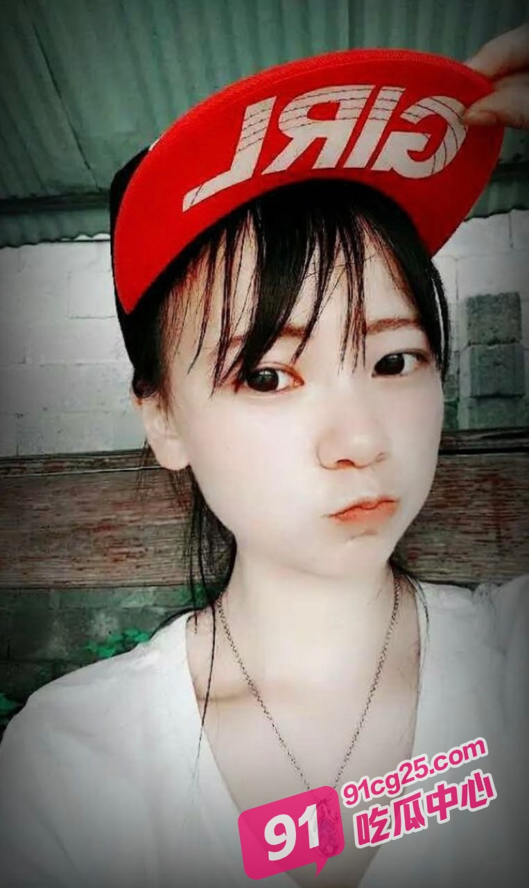 浙江实验小学音乐教师覃晓琳 婚前黑历史曝光 清纯美女竟是绝世淫娃！ 配图3