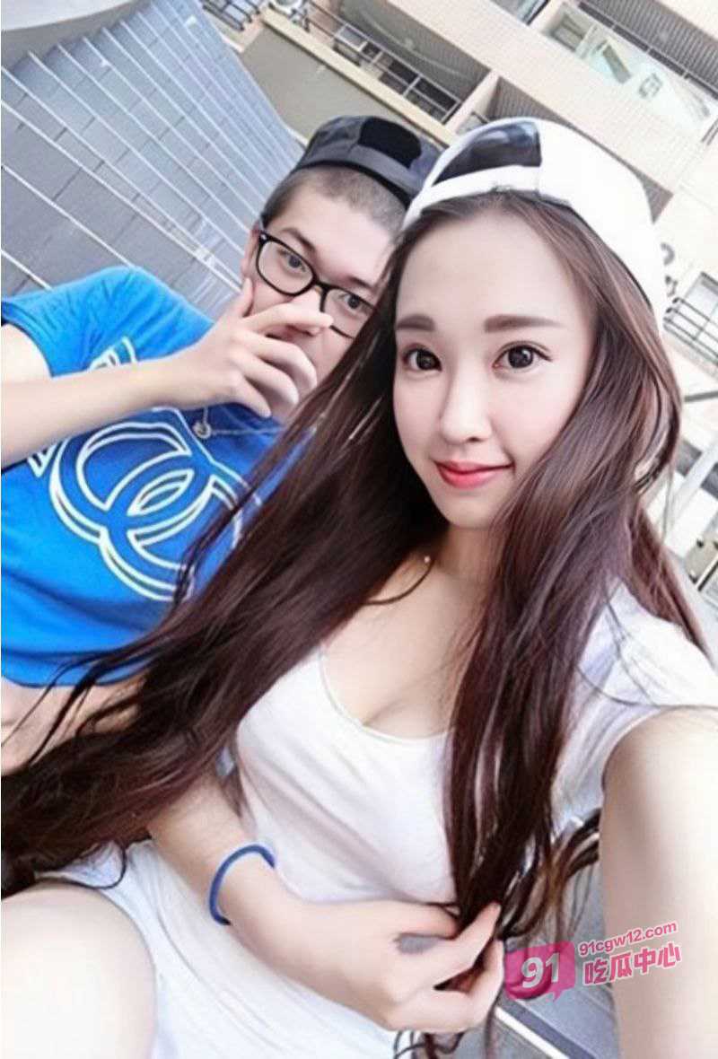 台湾综艺节目《大学生了没》正妹嘉宾 「冠冠」 与富二代男友床片流出 哥哥你不动台妹全自动！ 配图7