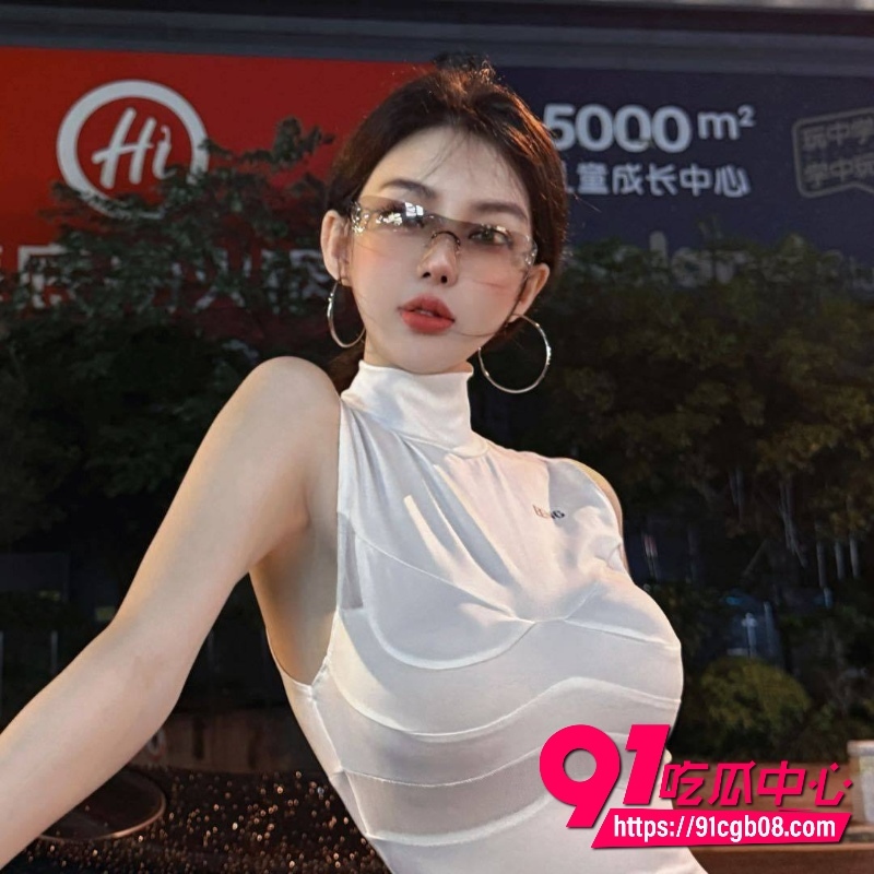 古早网红 郭美美 出狱两年 再提700万豪车炫富 11 古早网红 郭美美 出狱两年 再提700万豪车炫富 11