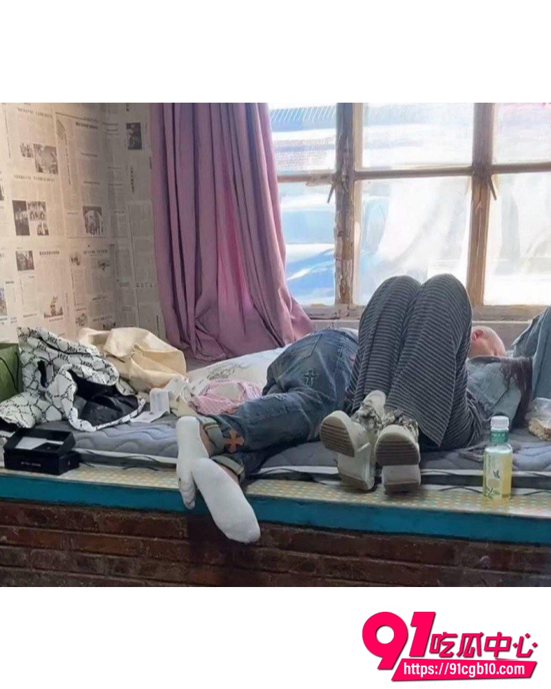 快手网红老狗婚内出轨女徒孙佳昕  20