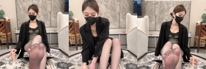 极品高颜值女神 暖暖 丝足诱惑 各式丝袜私拍露点 直接把人看硬了