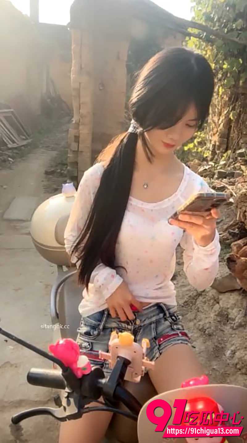 户外露出网红水嫩宝宝  2