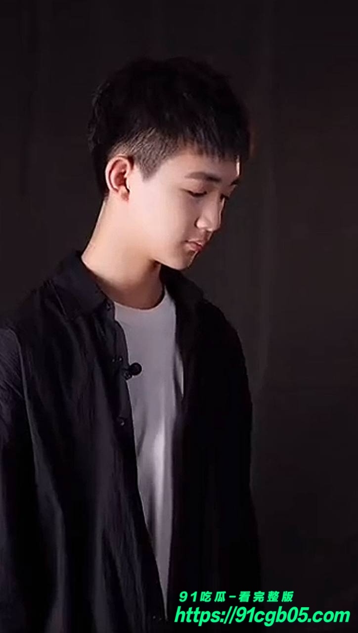 女友李禹熹曝光男演员荣梓杉家暴出轨16 女友李禹熹曝光男演员荣梓杉家暴出轨16