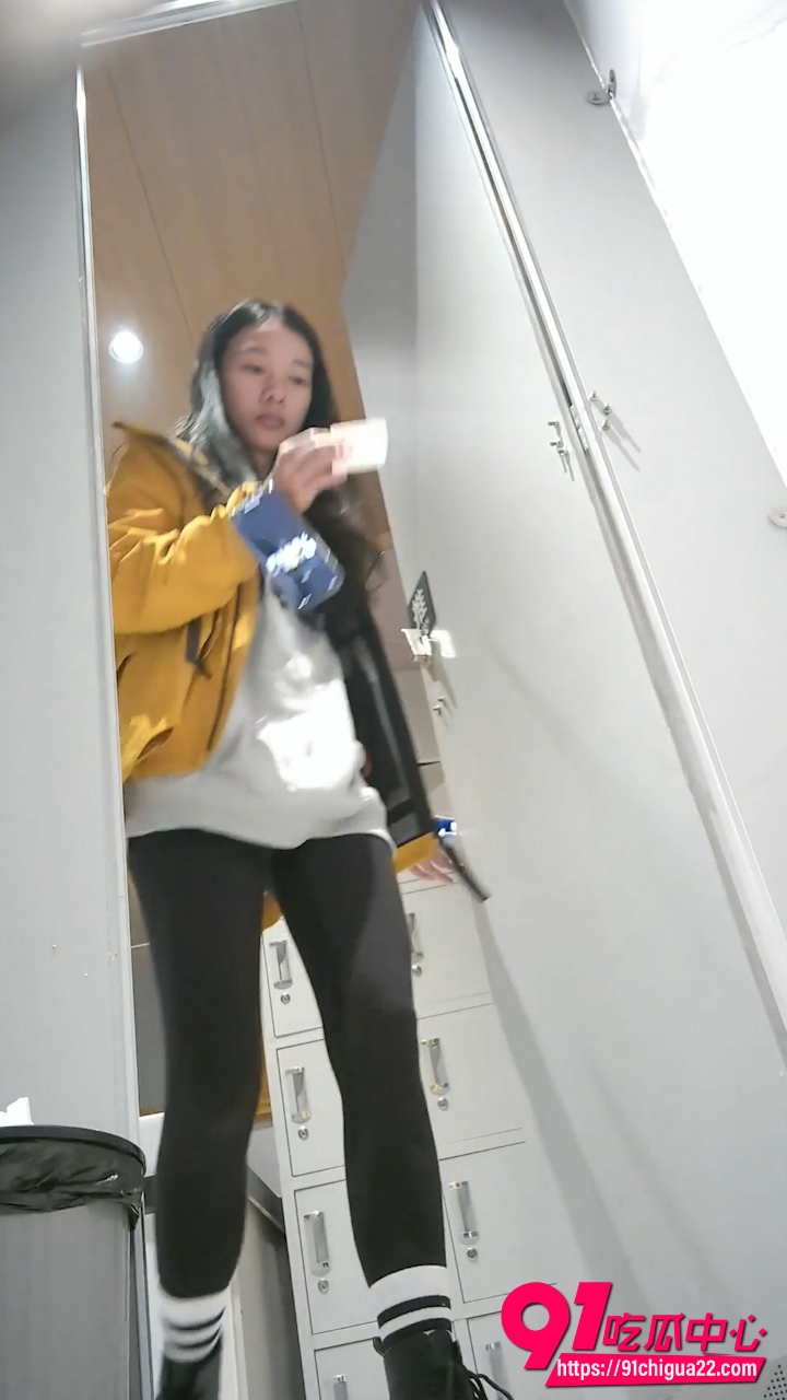 高校女厕8 高校女厕8