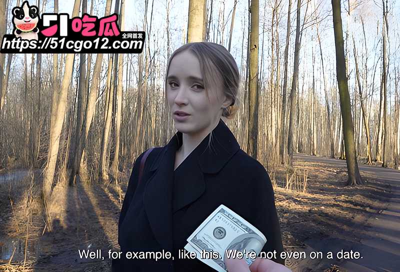 巨乳俄妹 PollyYangs 被钞能力拿捏 带回家甘愿沦为陌生人的反差肉便器!