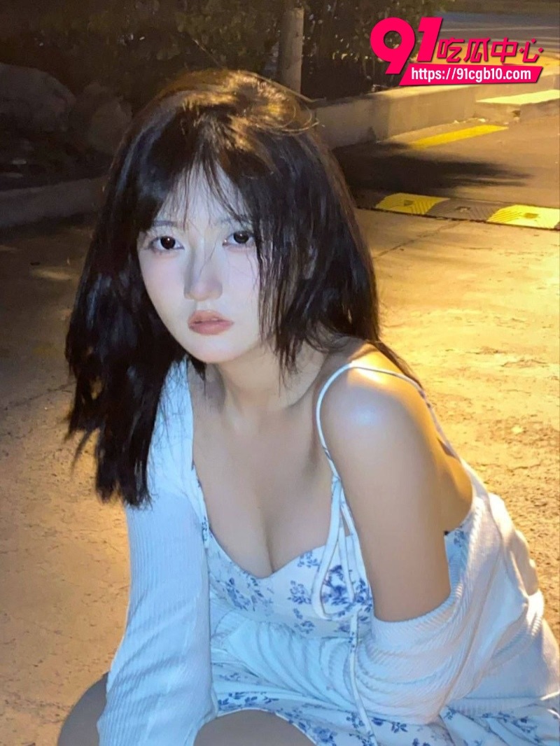天津美院里面稍微有点名气的小网红视频曝光2