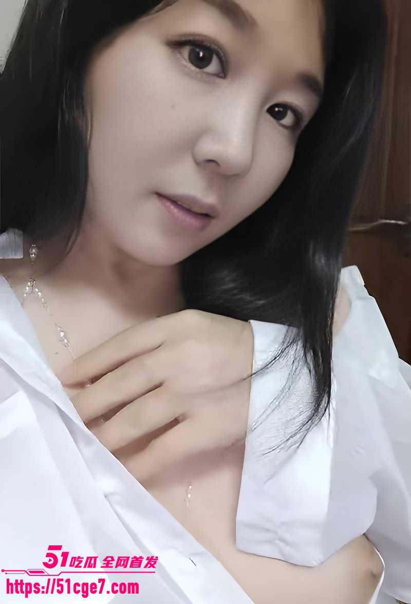 北京朝阳区来广营地区办事处牟维娜线上相亲发骚记录曝光5 北京朝阳区来广营地区办事处牟维娜线上相亲发骚记录曝光5