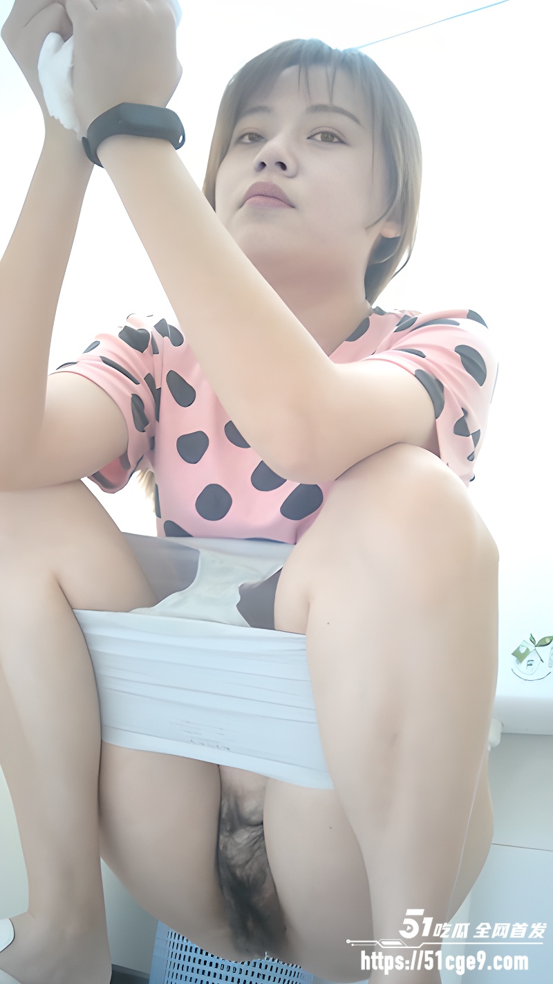 办公楼女厕偷拍 6 办公楼女厕偷拍 6
