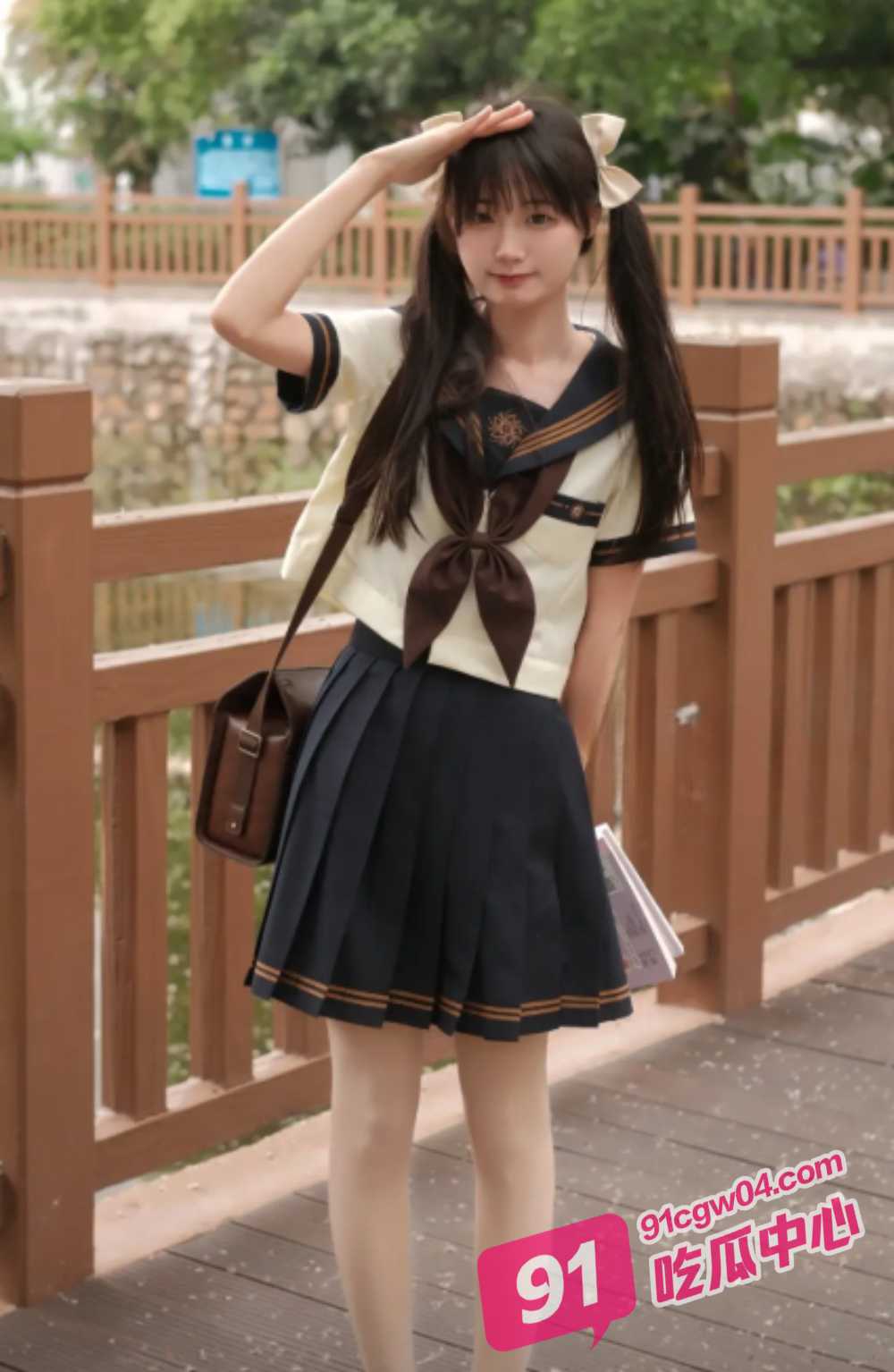粉嫩甜美系jk学生妹黄珊珊昼夜两级反差骚气惊人 忘情含屌啪啪视频流泄 配图3