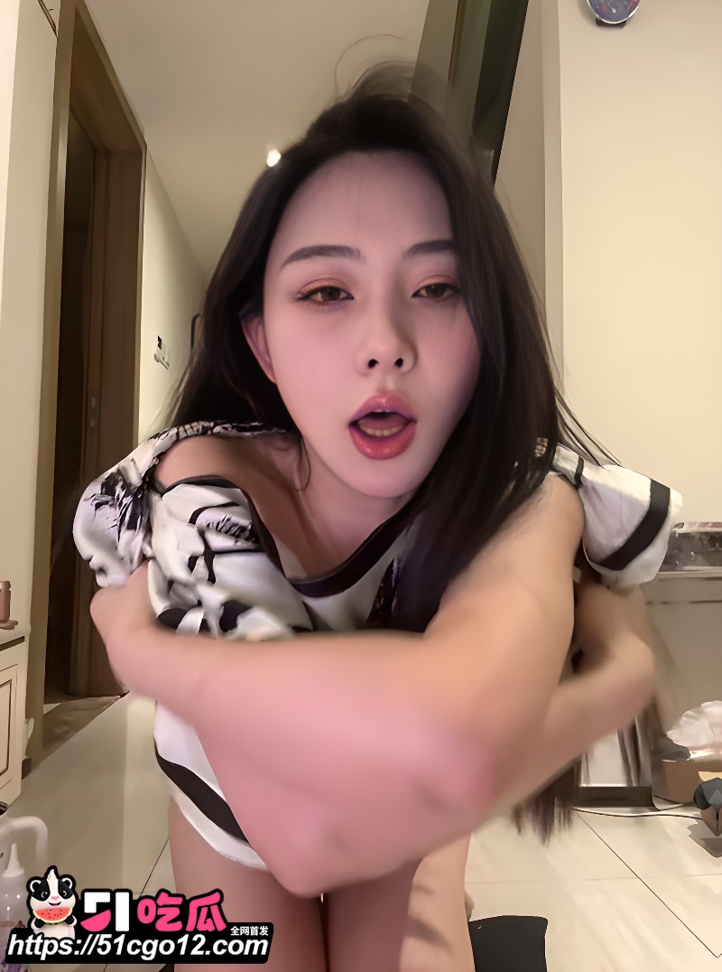 宝藏主播 anqi6376 开票大秀 假屌狂插粉嫩淫穴 1