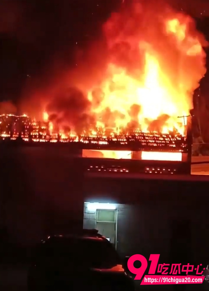 泸州胡市火灾现场视频6 泸州胡市火灾现场视频6