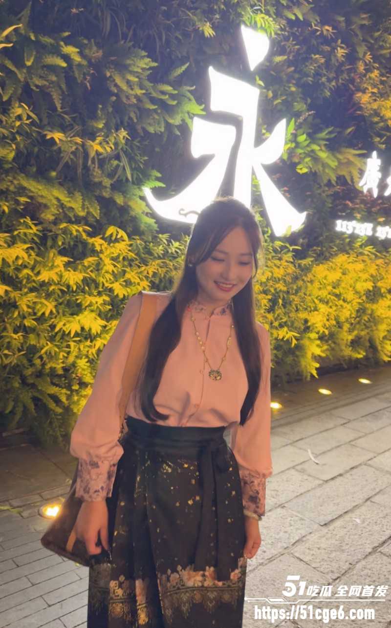 温州离异少妇带娃约炮04 温州离异少妇带娃约炮04