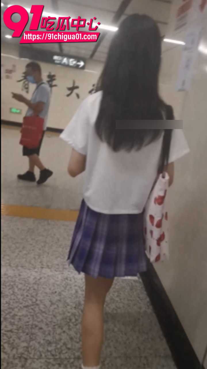 地铁涂鸦性感美少女7