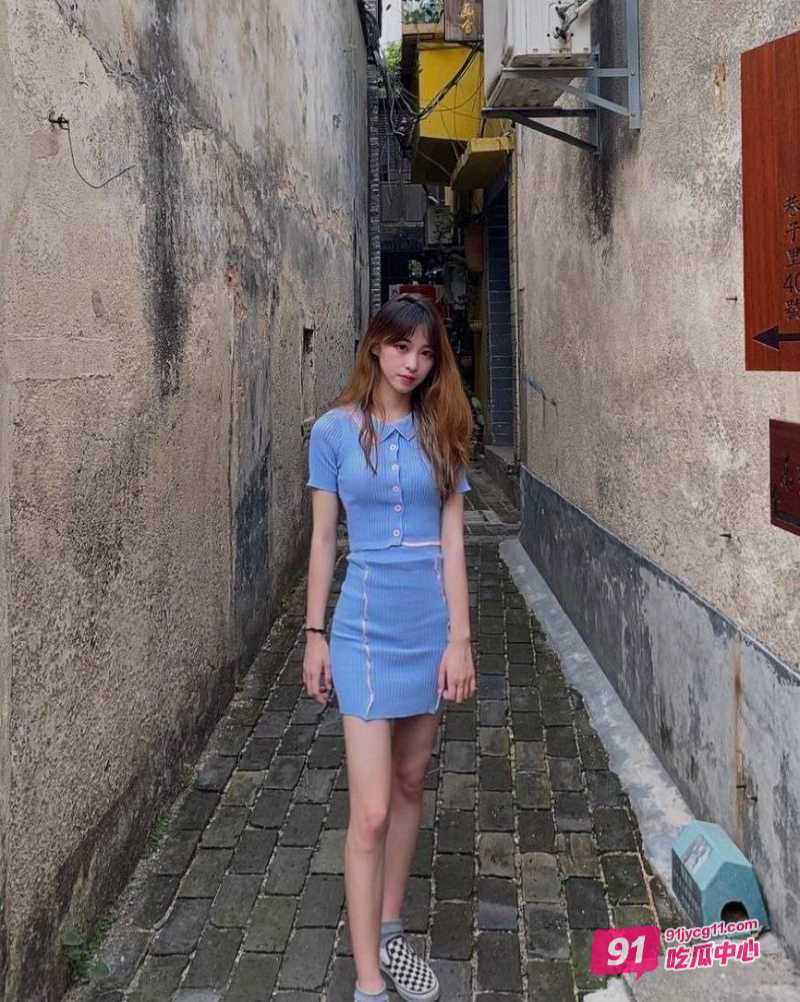 郑州少妇杨立青 在网吧刺激口交 少妇全是是宝藏～ 配图