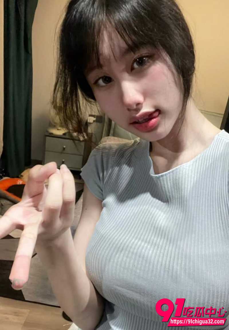 成都双流学校母狗韩婷 私密照和男友激情视频泄露 清纯洋溢面容让人心动!