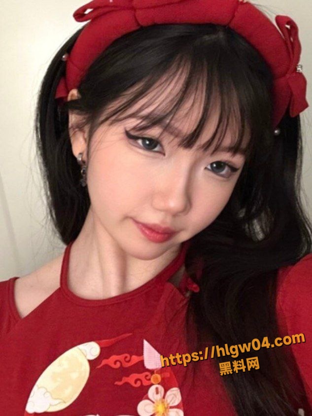 推特OF高颜值少女萝莉反差福利姬 大尺度自慰口交啪啪付费视图流出！