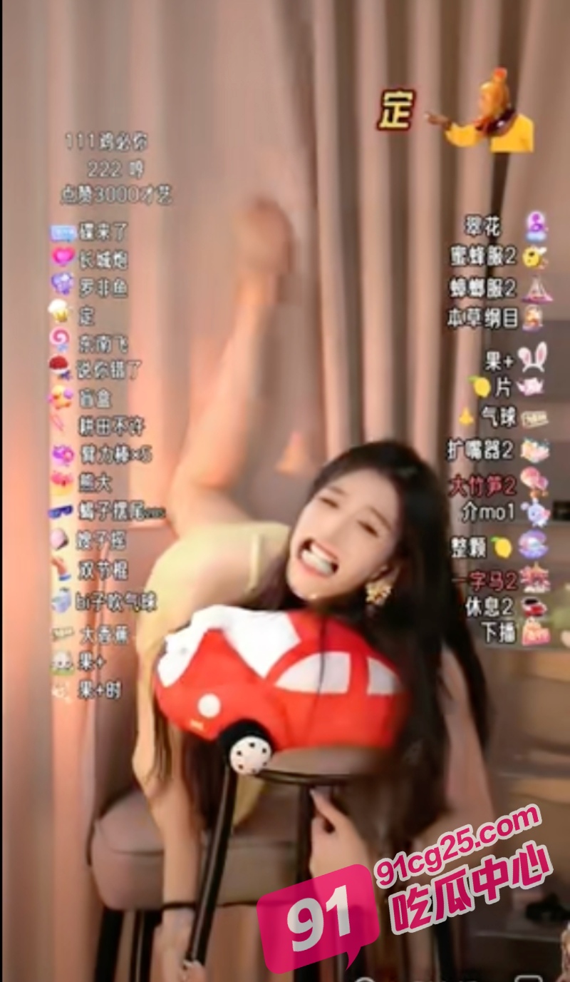 3_W_800px.jpg