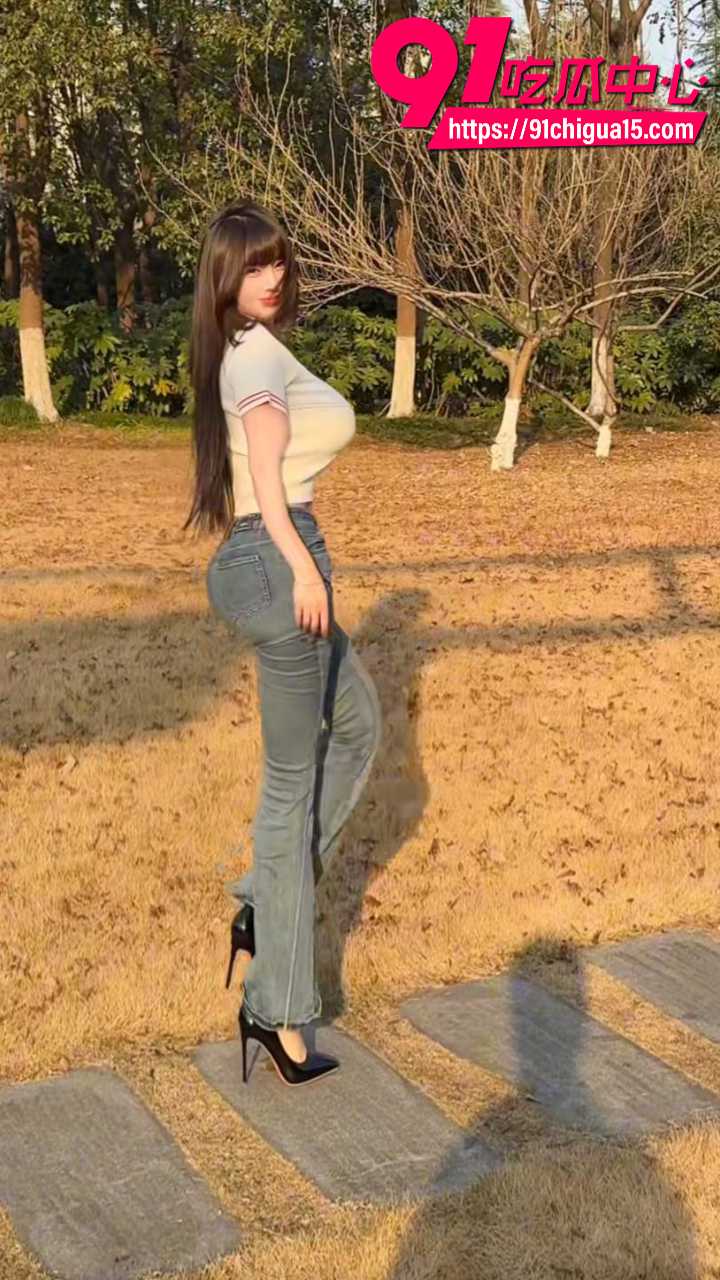 抖音巨乳女神猪小七微密圈最新合集8 抖音巨乳女神猪小七微密圈最新合集8