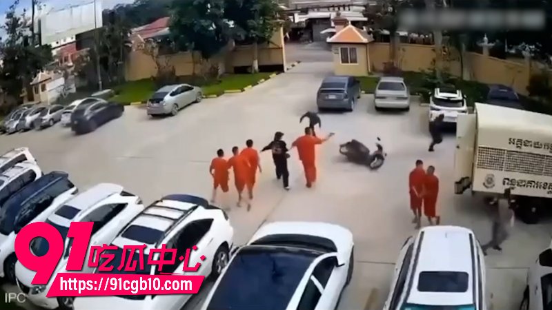 柬埔寨劫囚案现场一女子劫走6名囚犯5