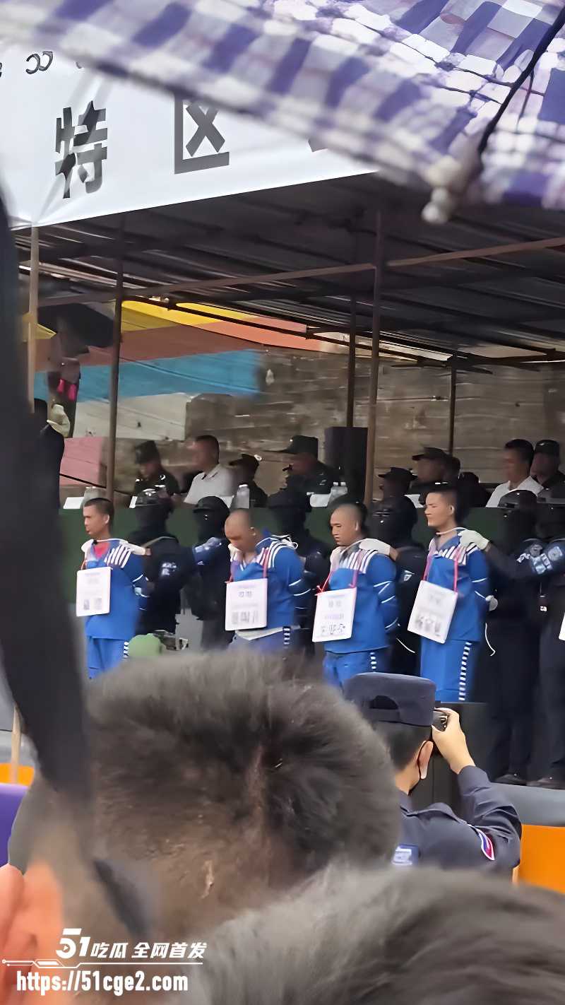 张陶青 缅甸佤邦公审喊不服 2 张陶青 缅甸佤邦公审喊不服 2