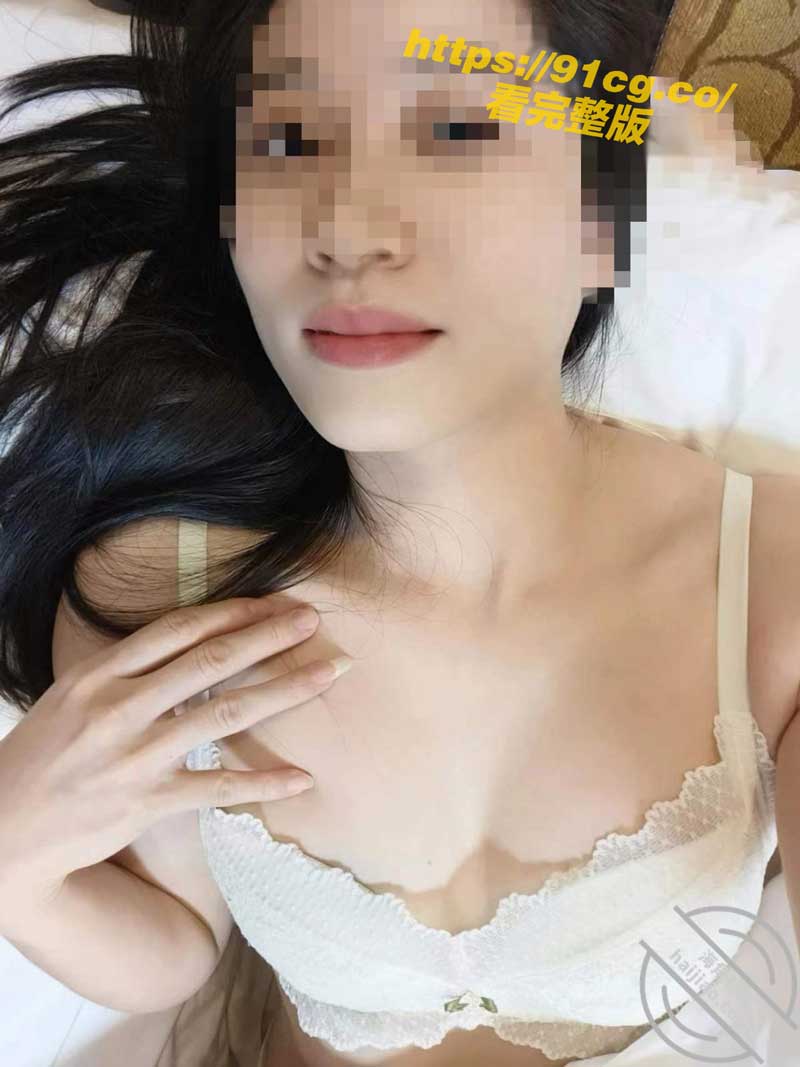 姐弟乱伦!美艳堂姐洗鸳鸯浴吃屌口爆厕所提臀开操骚淫美逼无套抽插内射