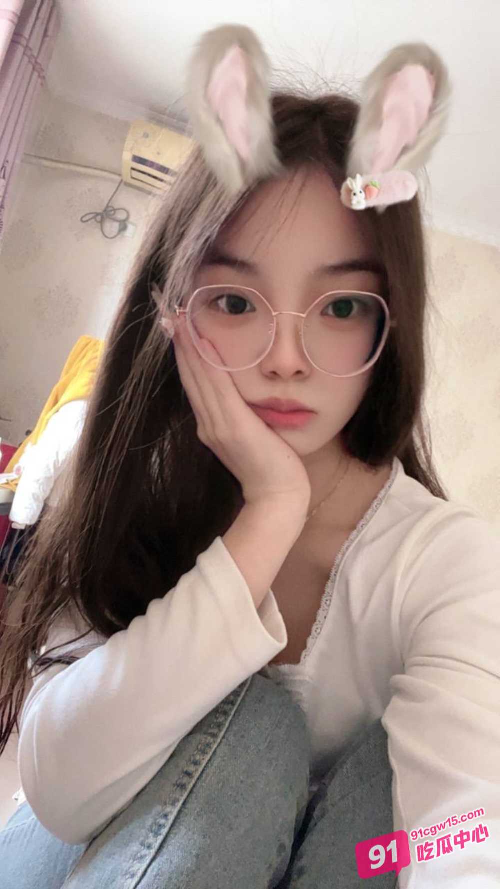 极品少女口交合集～胯下口舌侍奉M属性爆棚 满脸潮红淫荡至极 配图3